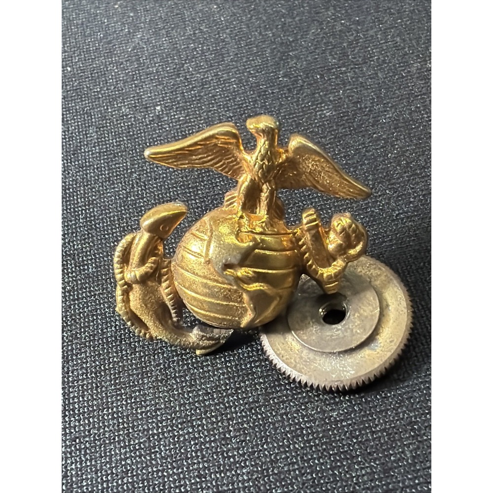 Vintage WWII USMC Enlisted Dress Blues Cover Insignia EGA Pin - S21 Nut Set